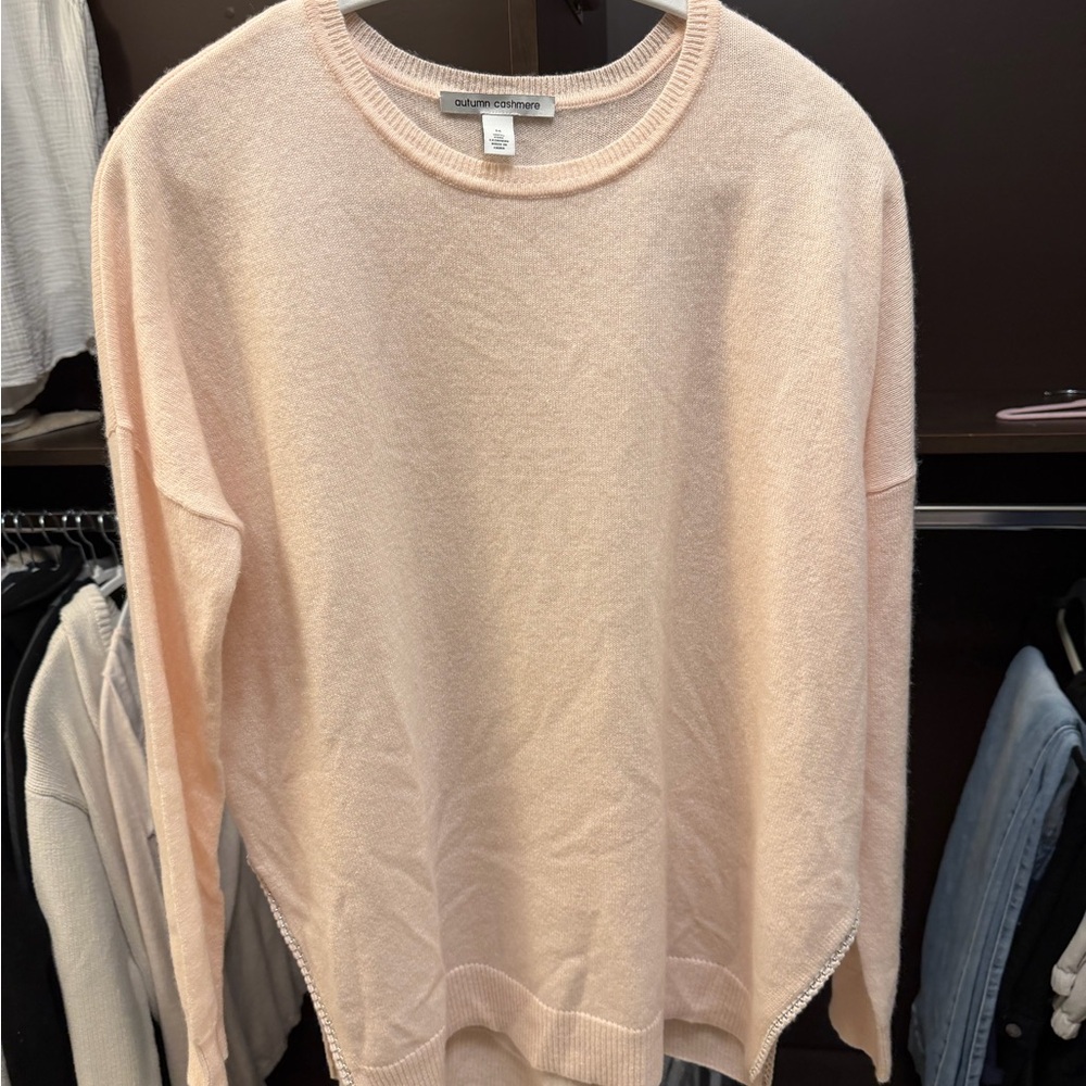Autumn Cashmere Lightweight 100% Cashmere Sweater in Blush